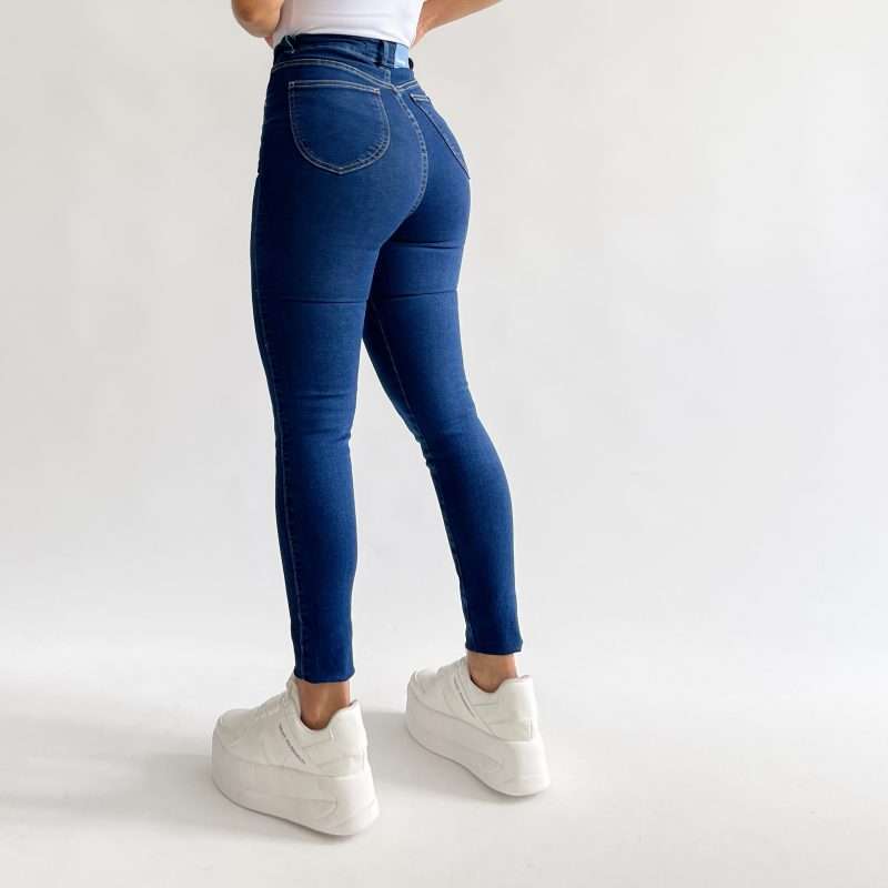 skinny