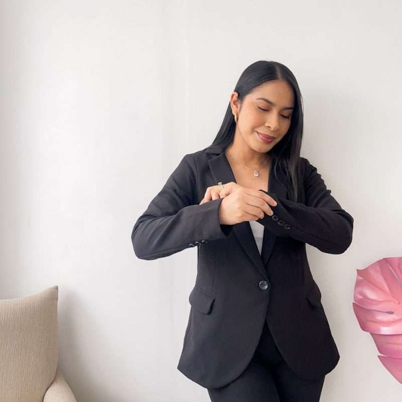 Blazer manga larga negro