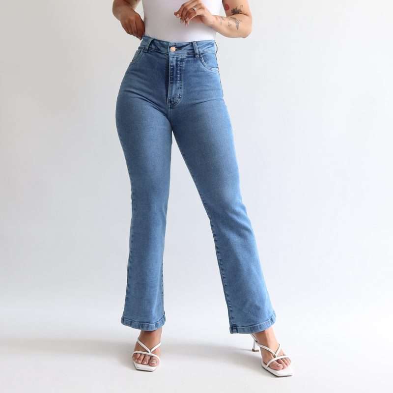 Mini bootcut jeans clasico azul claro. - Imagen 5