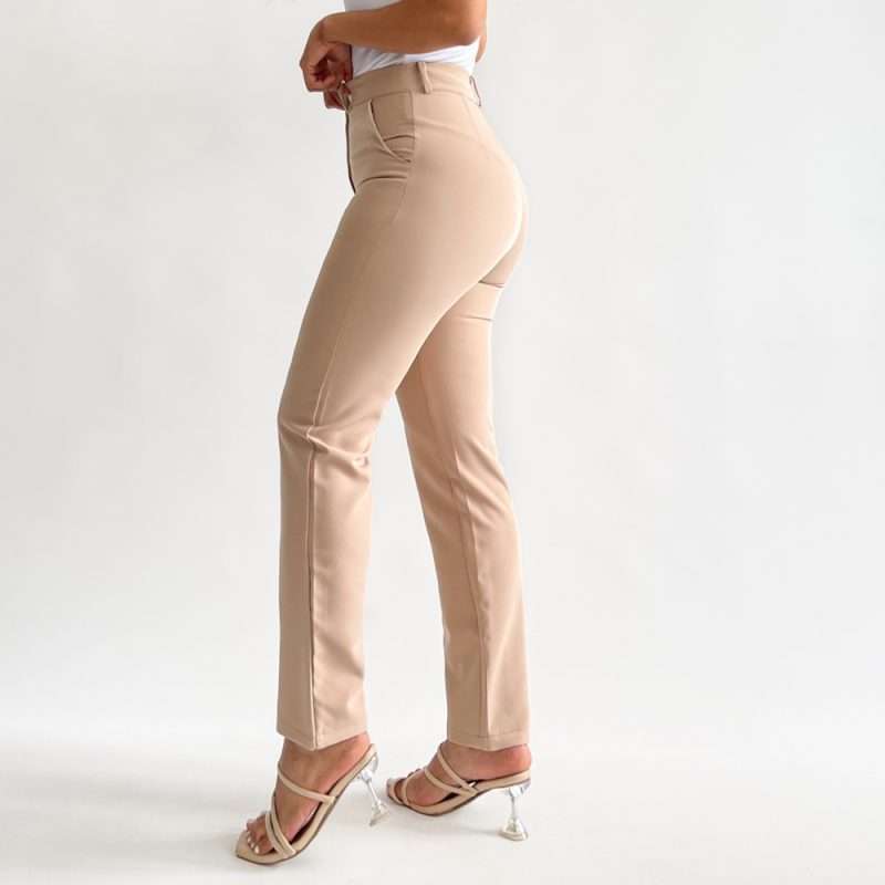 Pantalon Slim Fit Liviano Camel - Imagen 4