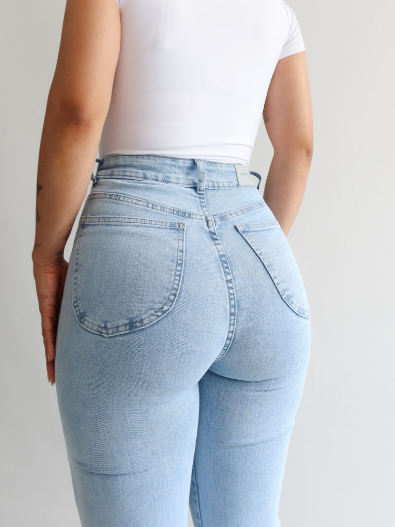 Mini Flare Jeans - Imagen 9